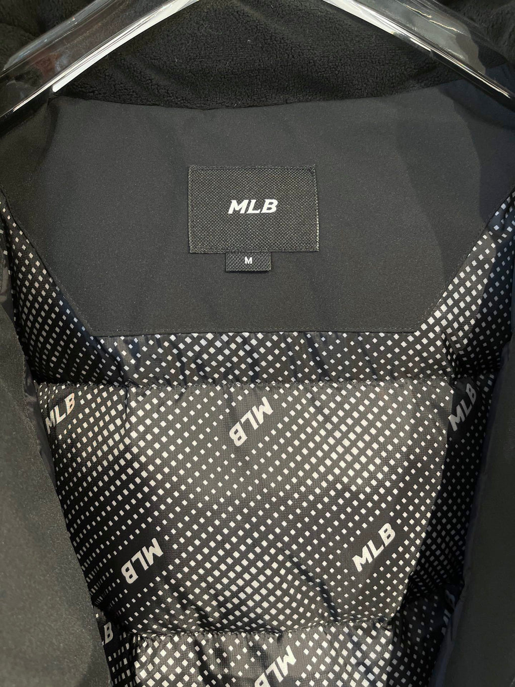MLB NY Yankees Duck Down Jacket Black