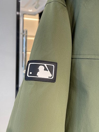 MLB NY Yankees Duck Down Jacket Olive Green