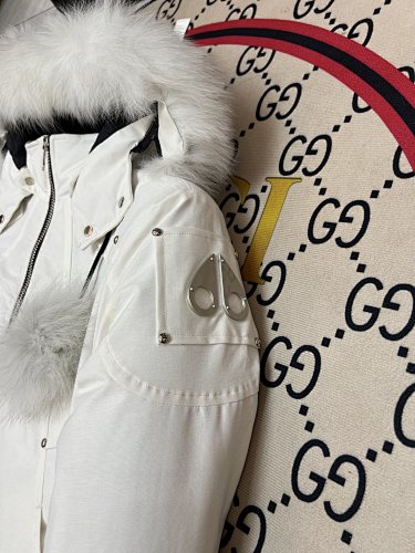 Moose Knuckles 3Q Jacket White White Fur Pom-Pom