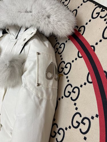 Moose Knuckles Stirling Parka White Black Ribbed Cuff