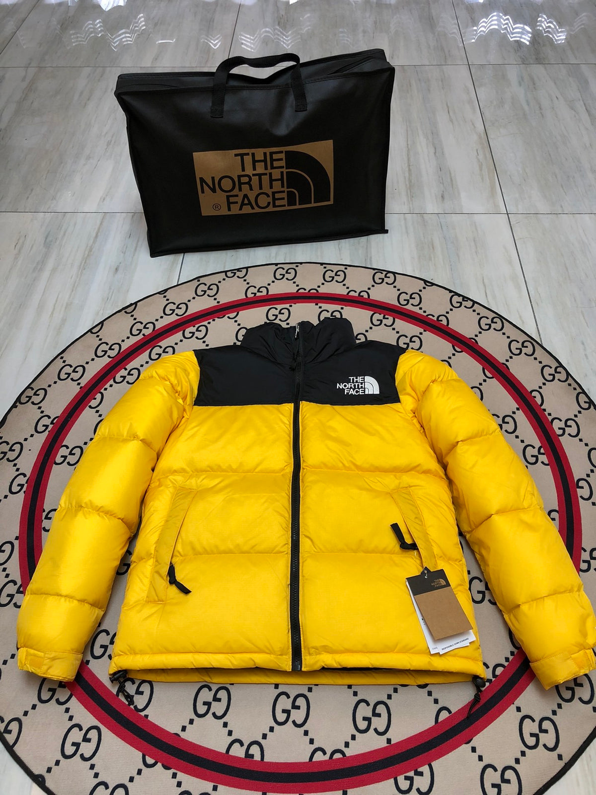 The North Face Nuptse 700 Down Jacket Summit Gold Black