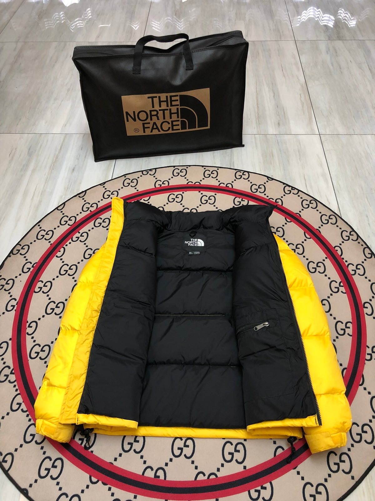 The North Face Nuptse 700 Down Jacket Summit Gold Black