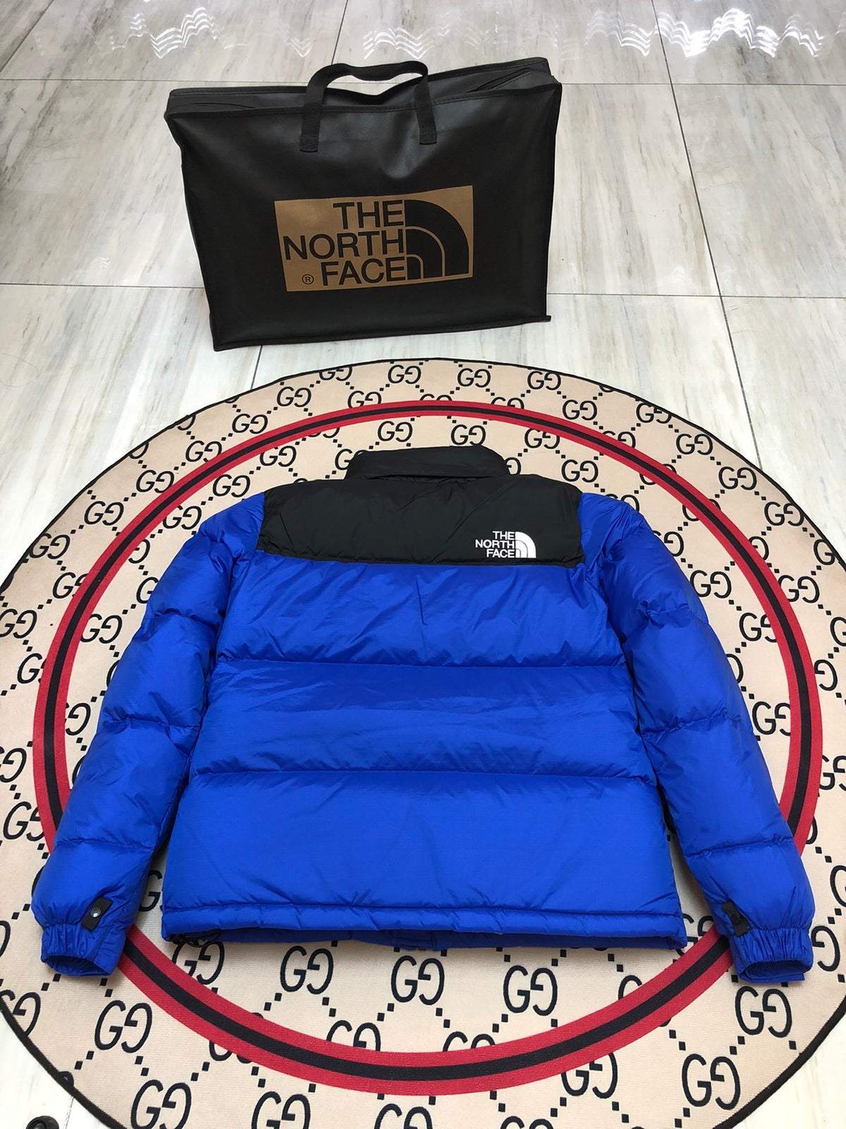 The North Face Nuptse 700 Down Jacket Bolt Blue Black