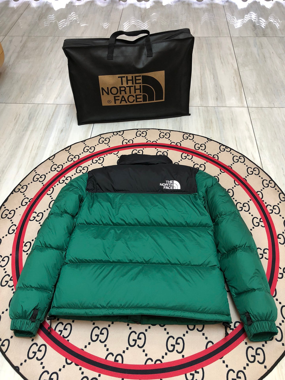 The North Face Nuptse 700 Down Jacket Forest Green Black