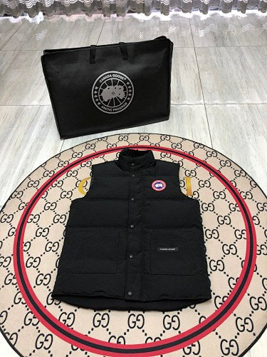 Canada Goose Freestyle Crew Black Down Vest – Red Badge