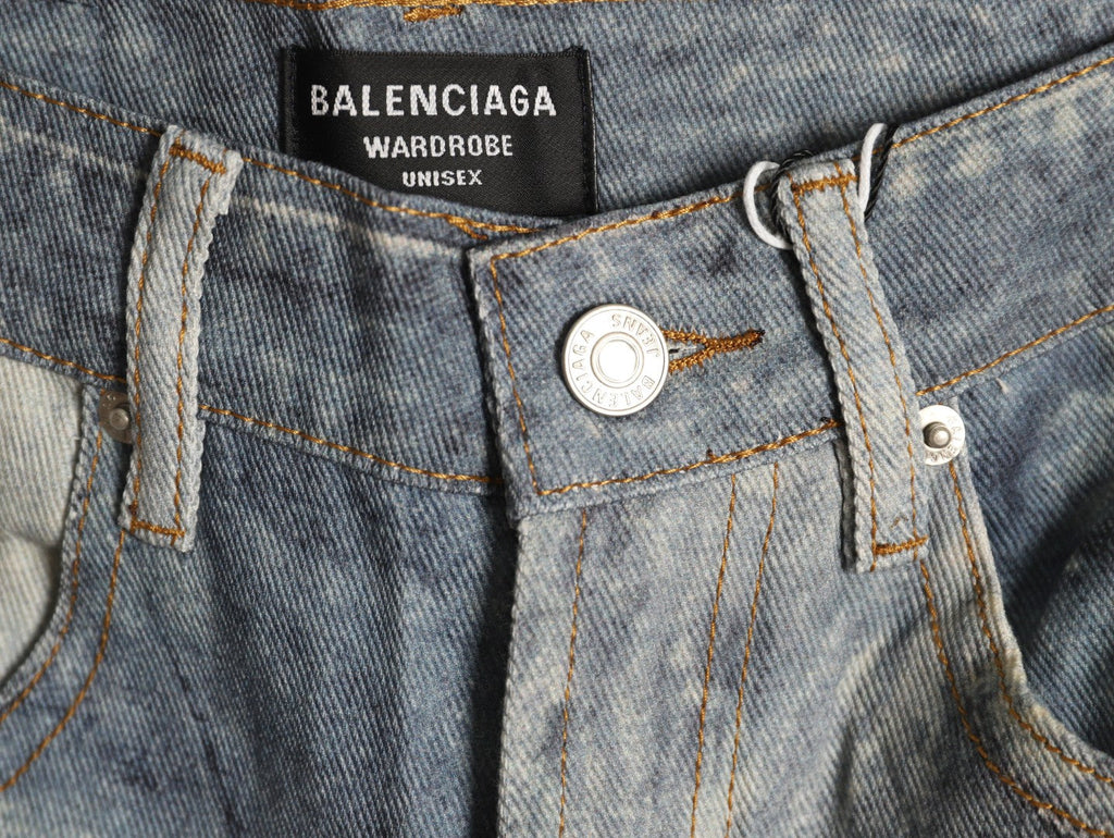 Balenciaga Washed-Look Relaxed Wide-Leg Jeans - Light Gray